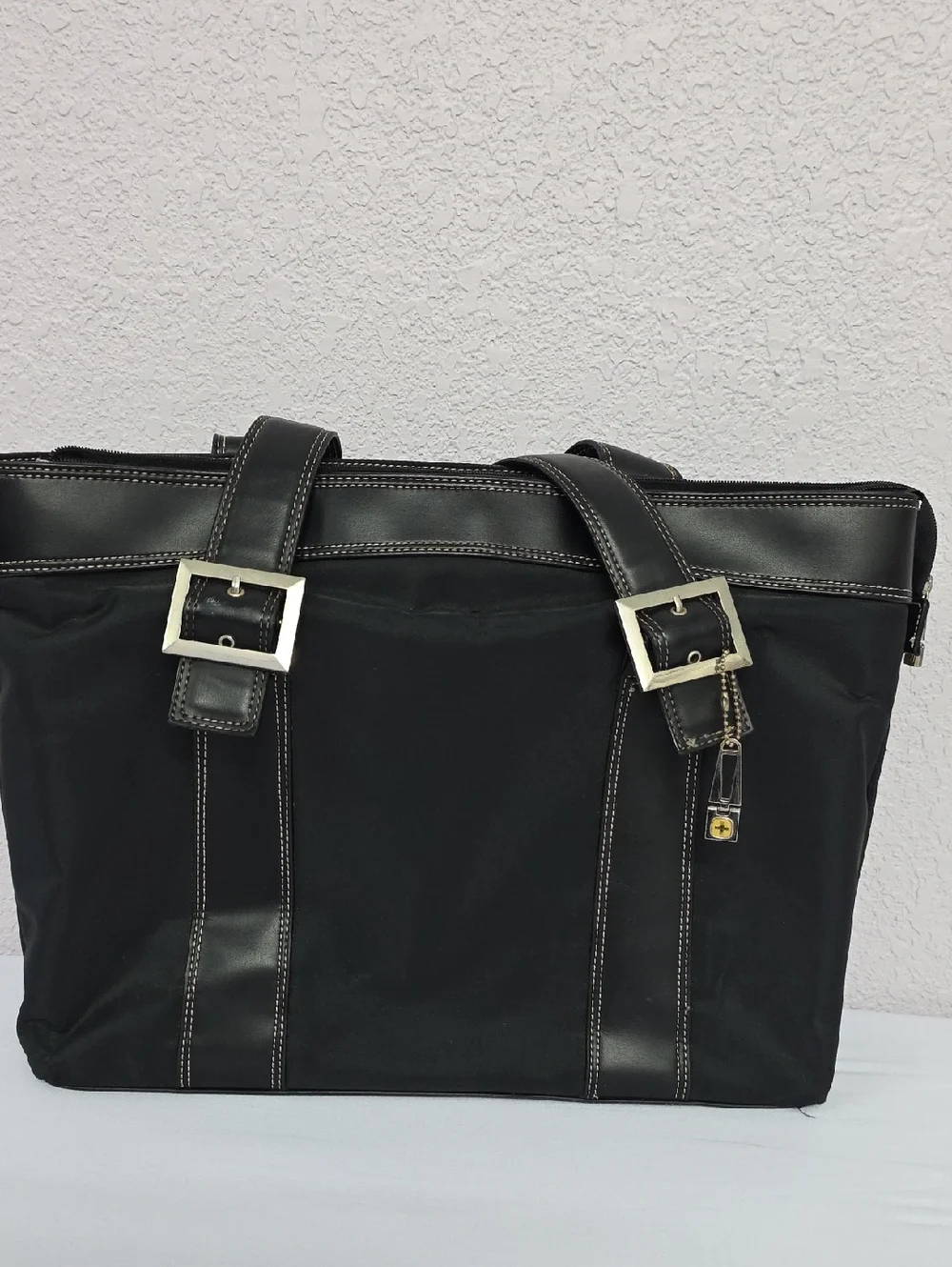 SwissGear Black Laptop Utility Tote Purse Large Minimalist Academia Business